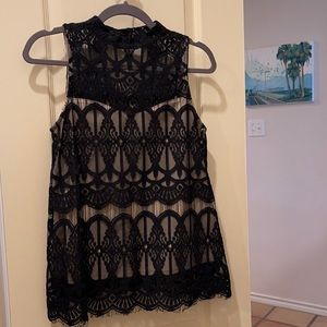 Lace top medium